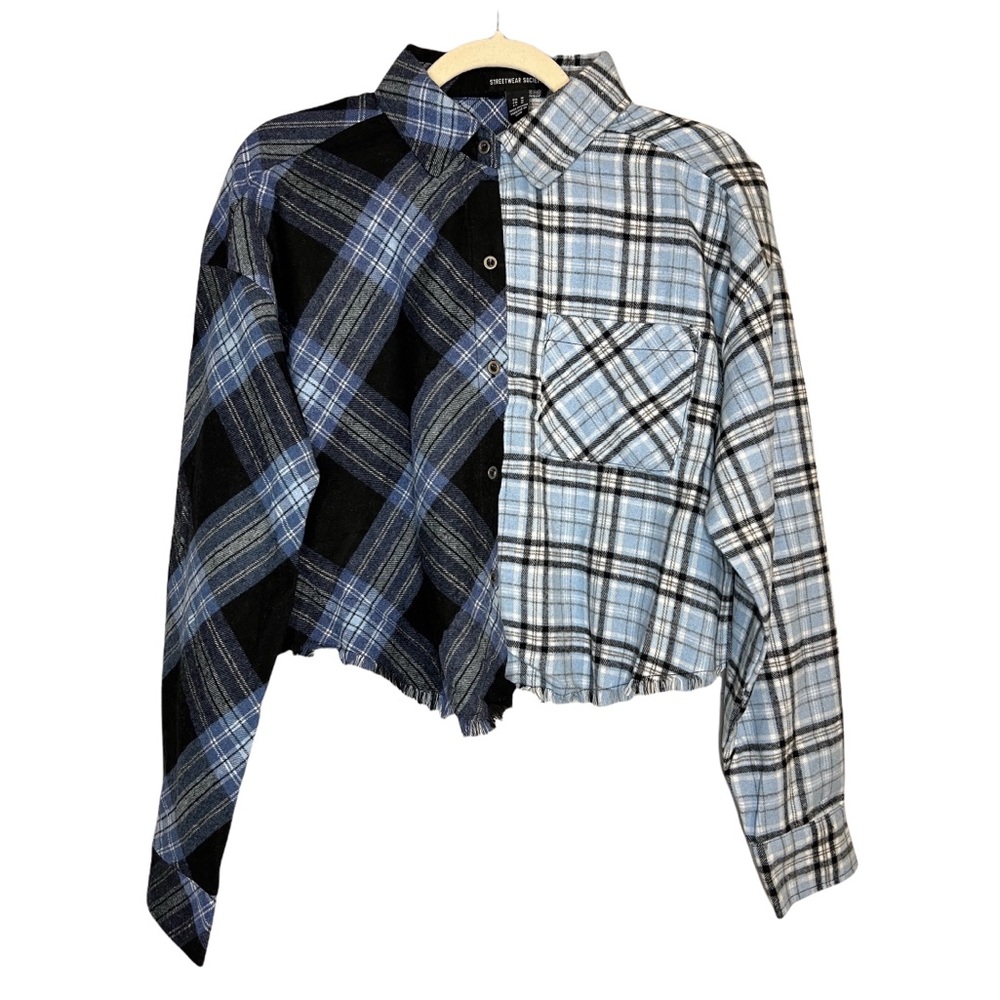 Streetwear Society Women’s Blue Plaid 2-Tone Crop Flannel in Sizes Small